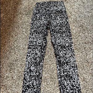 Lululemon Align 25” size 2.